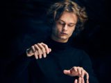Gustav Piekut, klaver. Virtuositet, uforfærdethed og intelligent musikalitet