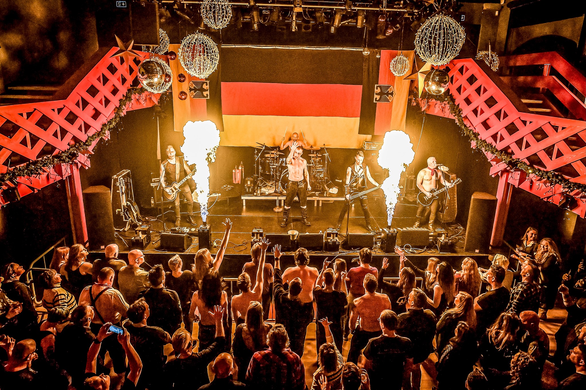 RAMMSTEIN JAM - NYTÅRSKONCERT + Pre-party